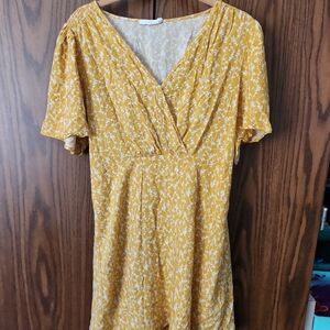 Lush Yellow and White Floral Top